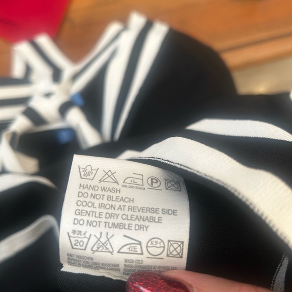 Escada Sport Black and White Women's Neck Tie Top Size Large. - Picture 6 of 7